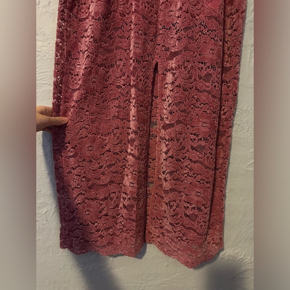 SAYLOR Uri Dress in Raspberry - Picture 3 of 6